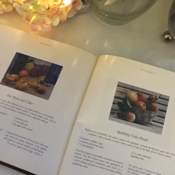 Country Garden Cookbook Series Picnics book, - Picture 6 of 8